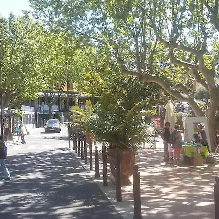 Lejlighed 4 Pers Coeur Du Lavandou 5mn A Pied Des Plages