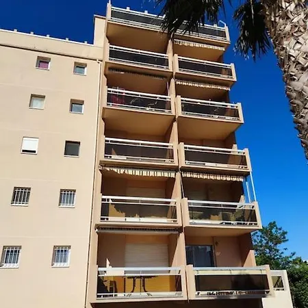 4 Pers Coeur Du Lavandou 5mn A Pied Des Plages Lejlighed Le Lavandou